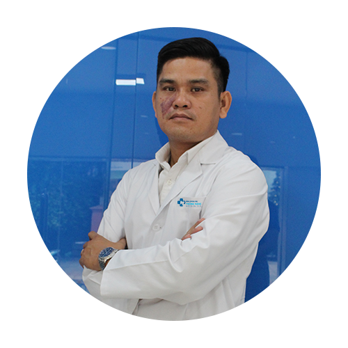 Bác sĩ Cang Hồng Thái