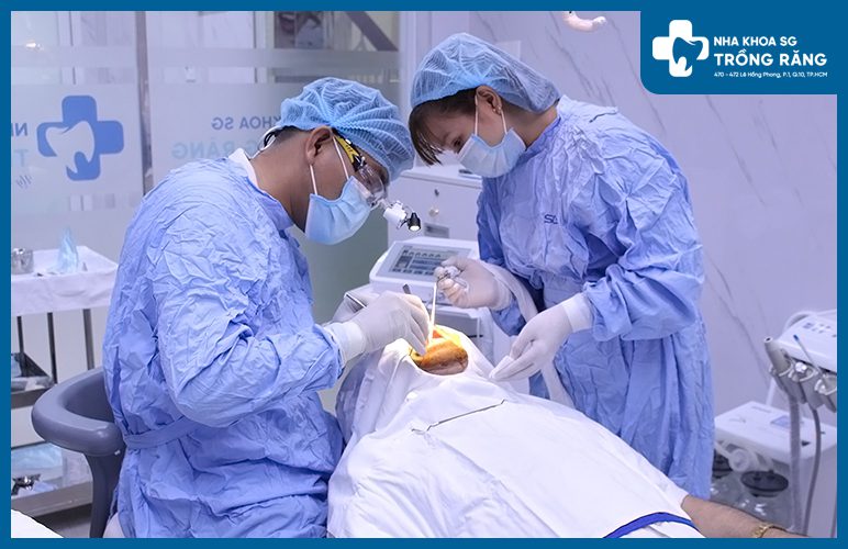 doi ngu bac si co tay nghe cao