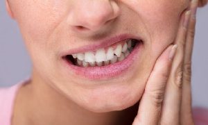 Rang dau nhuc lien tuc