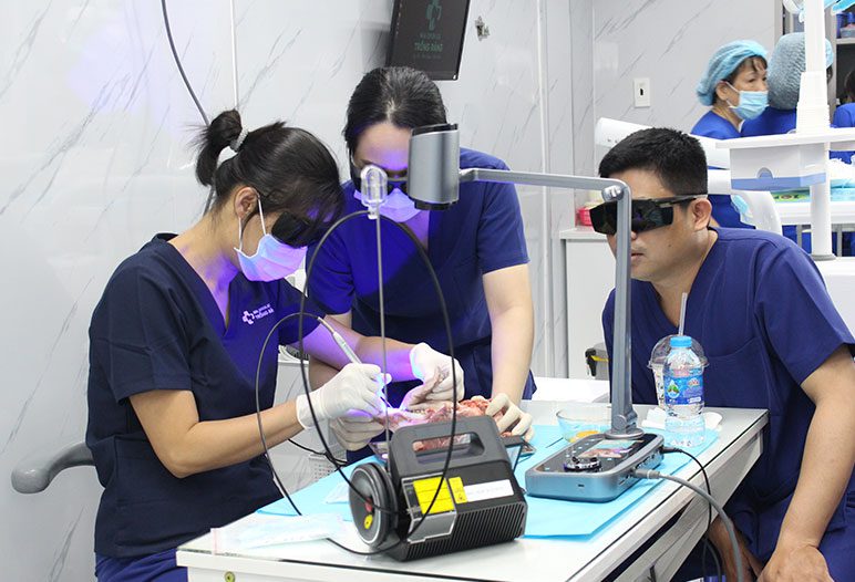 chuyen giao laser nha khoa buổi workshop công nghệ smart laser
