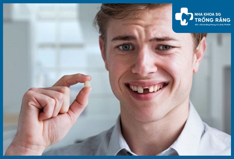 Nằm mơ thấy người thân rụng răng có sao không?