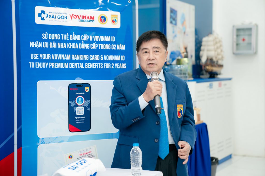 nha khoa trong rang sai gon hop tac tai tro vovinam viet vo dao 106 Võ sư Trần Văn Mỹ - Chánh chưởng quản môn phái Vovinam Việt Võ Đạo, Phó chủ tịch thường trực Liên đoàn Vovinam Việt Nam, Phó chủ tịch Liên đoàn Vovinam thế giới phát biểu tại lễ ký kết.