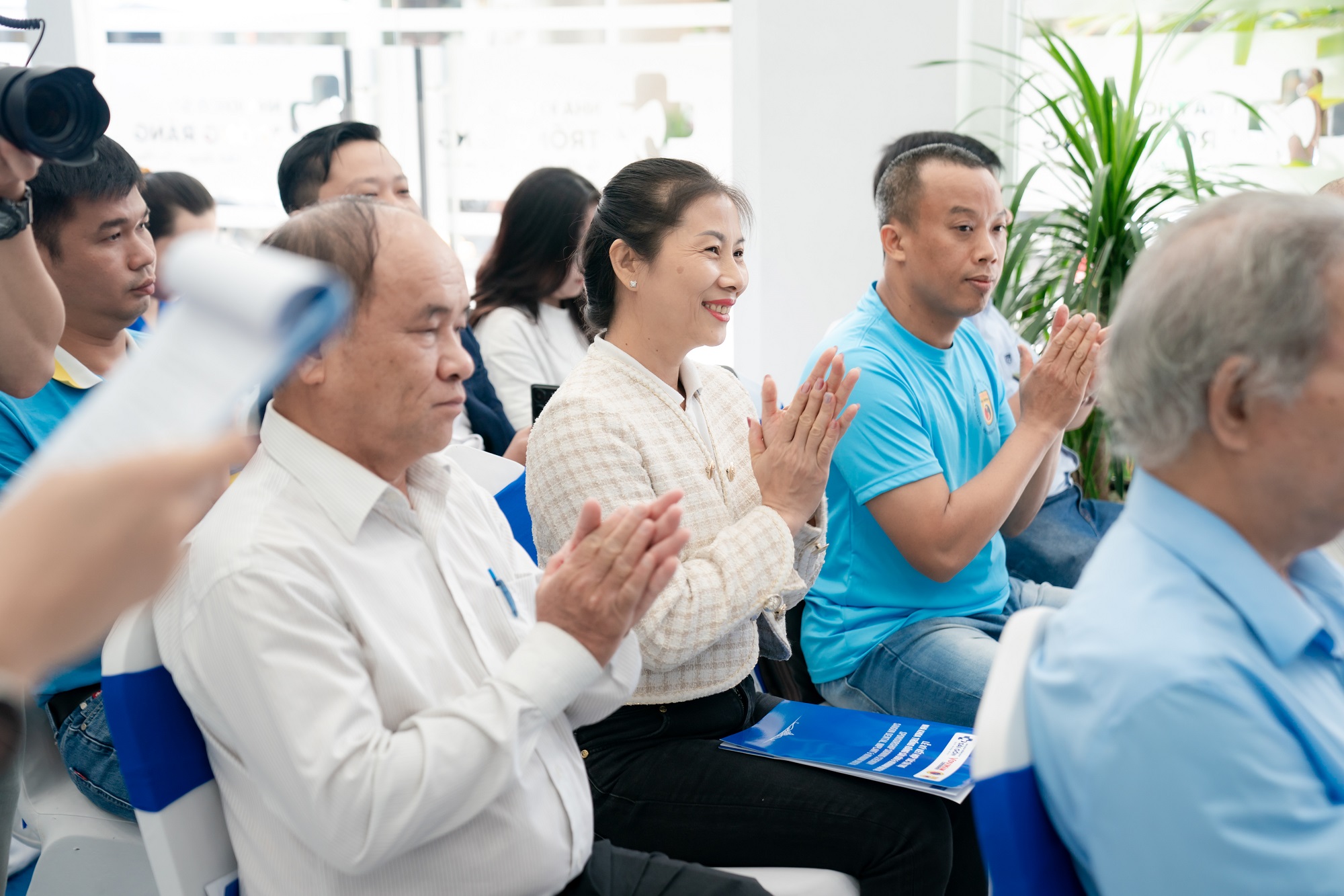 nha khoa trong rang sai gon hop tac tai tro vovinam viet vo dao 108 Không khí tại buỗi lễ ký kết hợp tác tài trợ Nha Khoa Trồng Răng Sài Gòn và Vovinam Digital Việt Võ Đạo