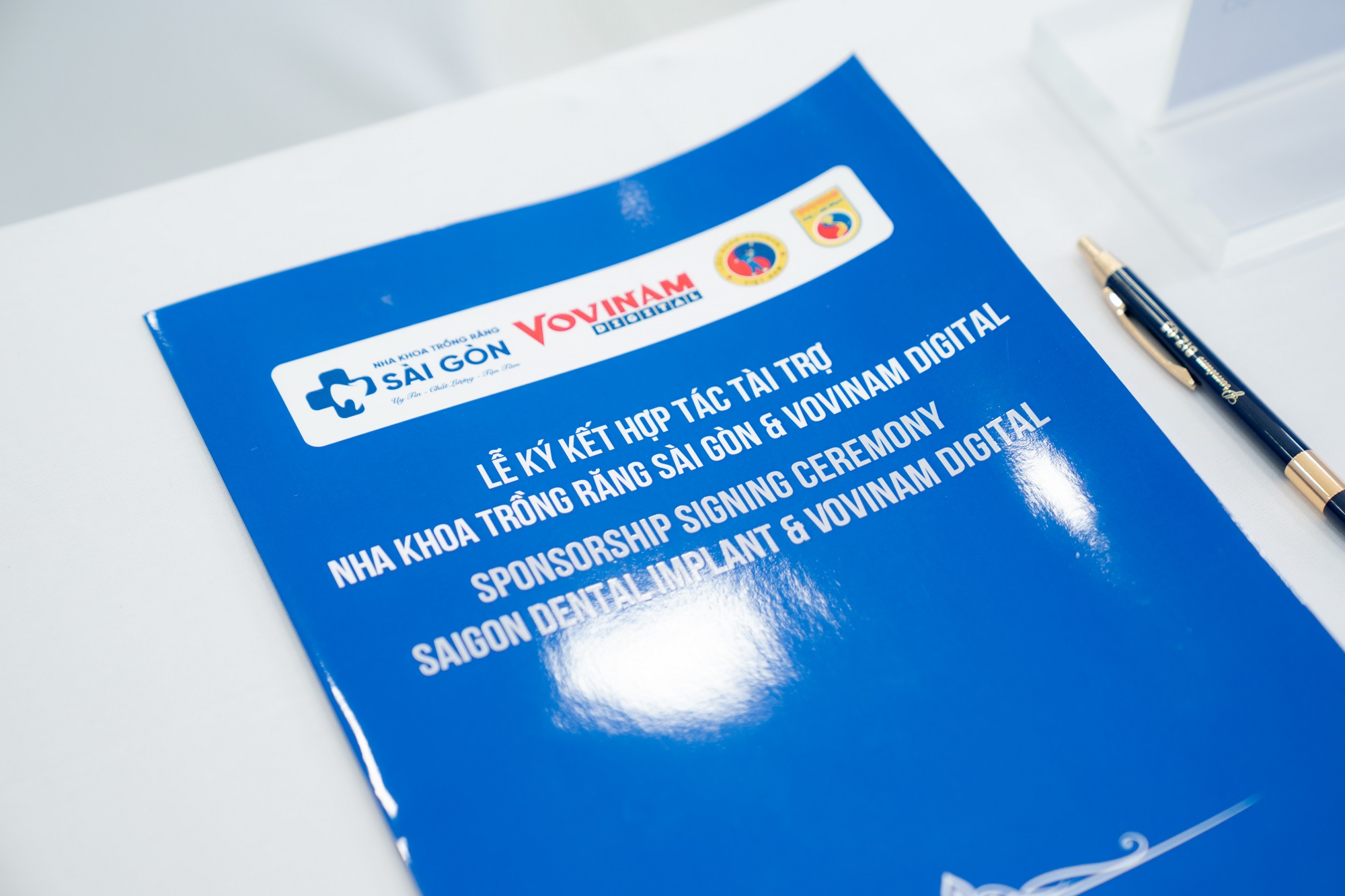 nha khoa trong rang sai gon hop tac tai tro vovinam viet vo dao 4 1 Lễ ký kết Nha Khoa Trồng Răng Sài Gòn hợp tác tài trợ Vovinam Việt Võ Đạo