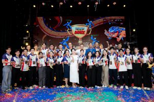 Ban tổ chức - Hậu cần chương trình Vovinam Dance 2025 chụp ảnh lưu niệm